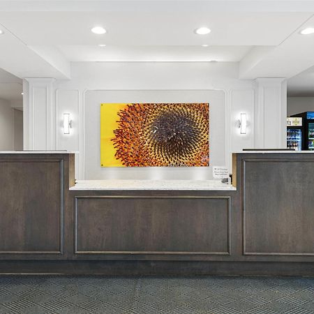 Best Western Plus New Richmond Inn & Suites Экстерьер фото