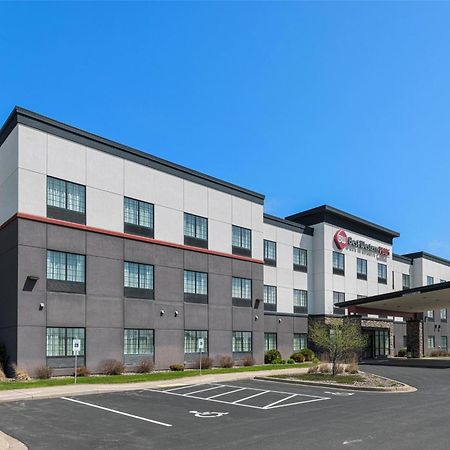Best Western Plus New Richmond Inn & Suites Экстерьер фото