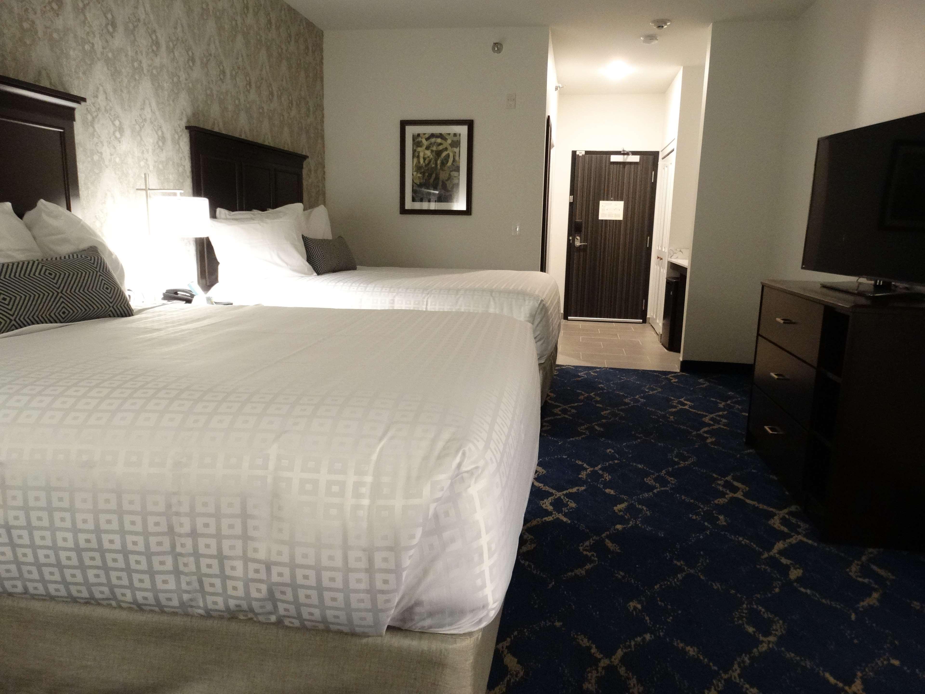 Best Western Plus New Richmond Inn & Suites Экстерьер фото