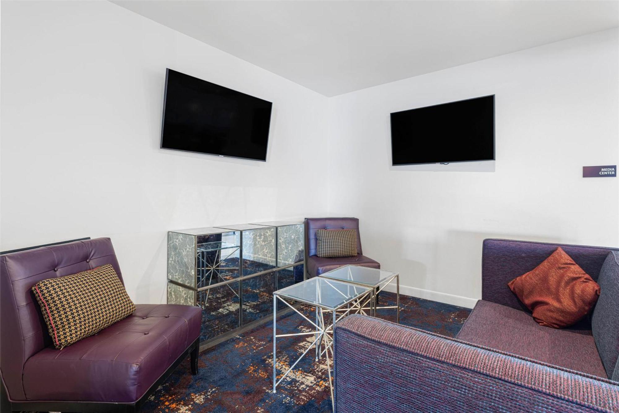 Best Western Plus New Richmond Inn & Suites Экстерьер фото