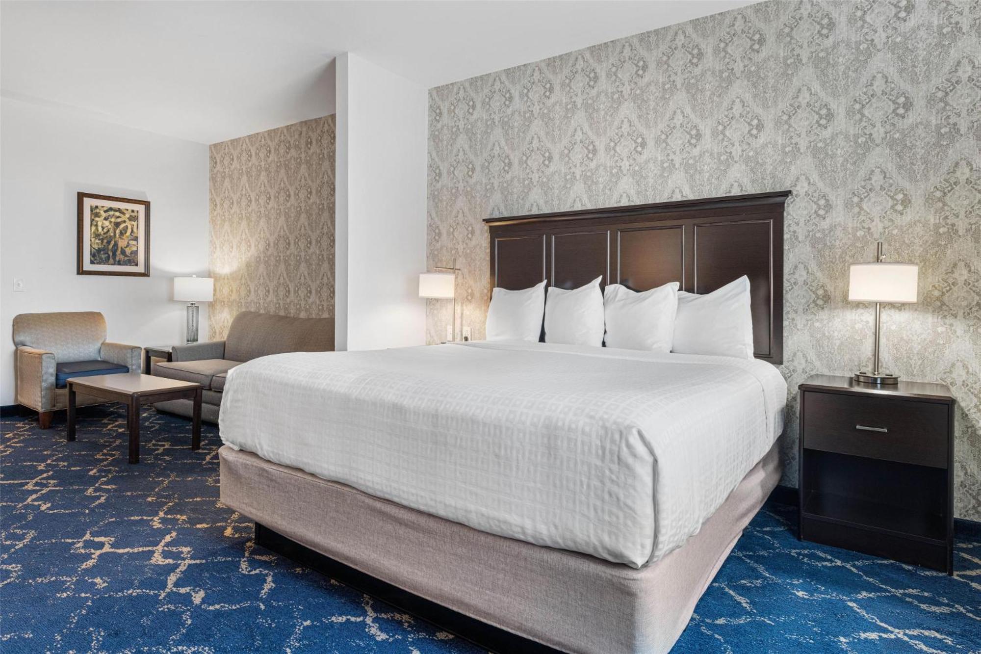 Best Western Plus New Richmond Inn & Suites Экстерьер фото
