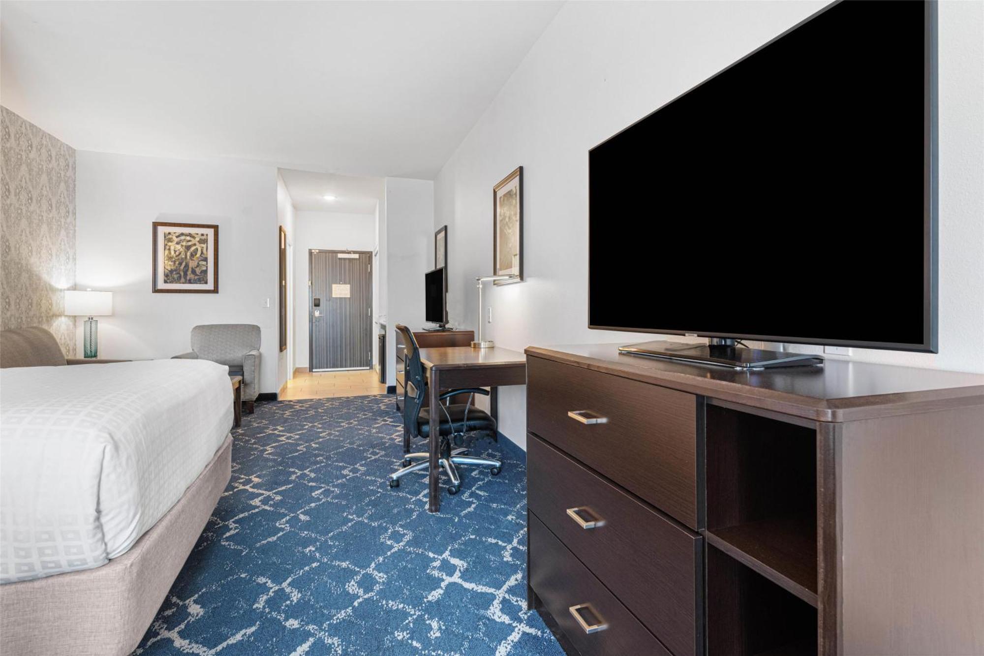 Best Western Plus New Richmond Inn & Suites Экстерьер фото