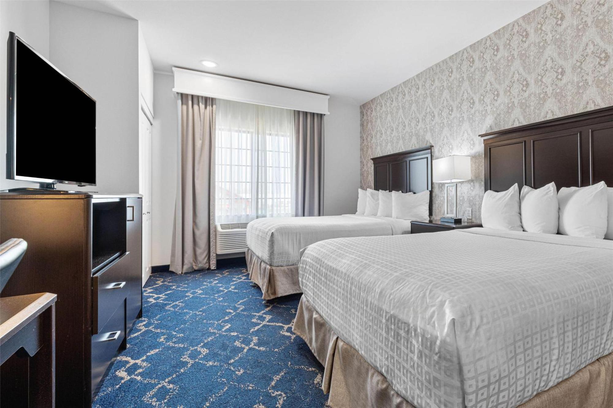 Best Western Plus New Richmond Inn & Suites Экстерьер фото