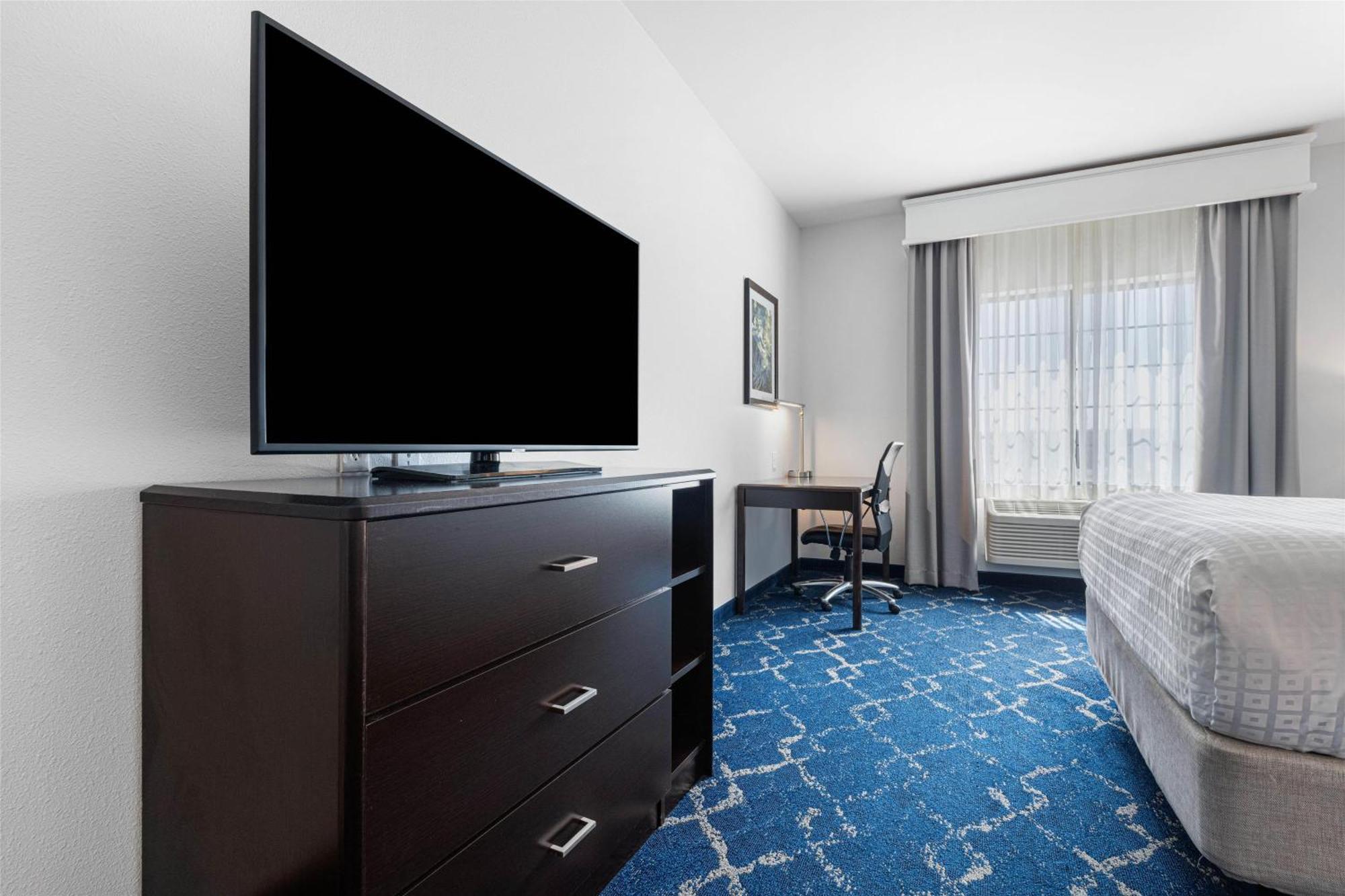 Best Western Plus New Richmond Inn & Suites Экстерьер фото