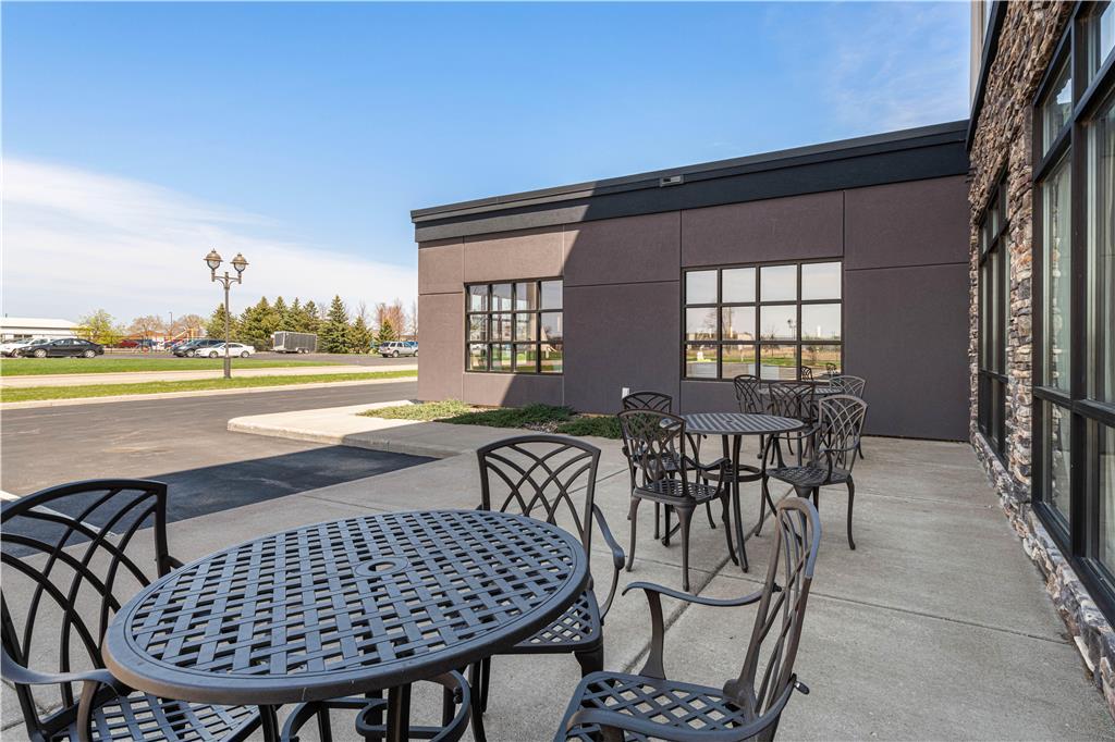 Best Western Plus New Richmond Inn & Suites Экстерьер фото
